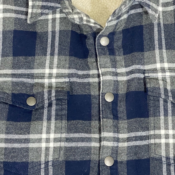 Lucky Brand Sherpa-Lined Plaid Flannel Jacket - Blue and Gray, Size Men’s Large - Picture 5 of 15
